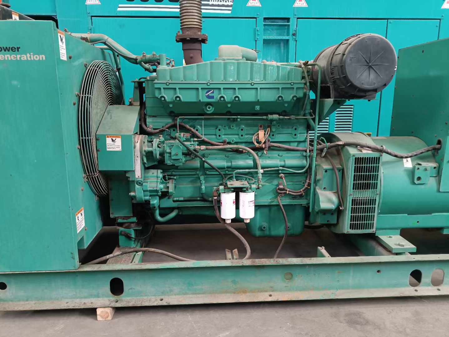 和舍镇过载会对 600kW 柴油发电机组造成哪些损害？